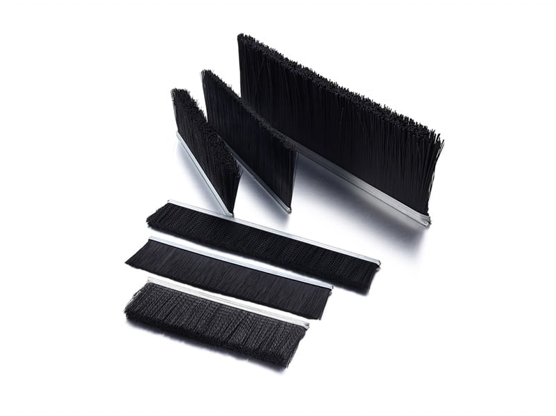 what are the various uses of nylon strip brushes and its types